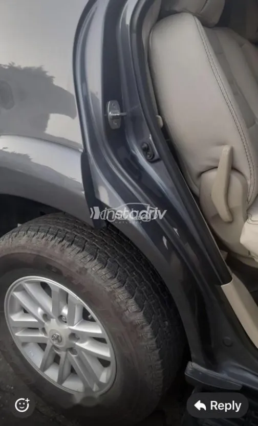 Toyota Fortuner 2015 Gray Used for Sale - 4