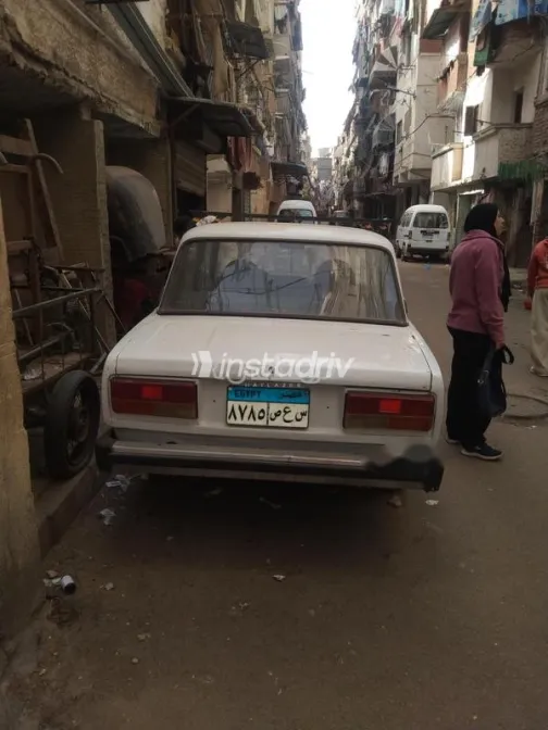 لادا 2107 2009 أبيض مستعملة للبيع - 3