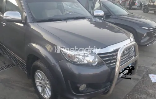 Toyota Fortuner 2015 White Used for Sale - 7