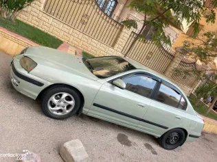 هيونداي إلنترا 2005 أبيض مستعملة للبيع