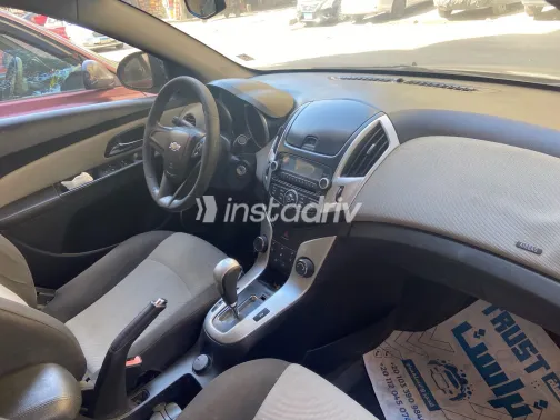 شيفروليه كروز 2014 أبيض مستعملة للبيع - 9