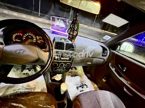 Hyundai Verna 2013 Black Used for Sale - 8