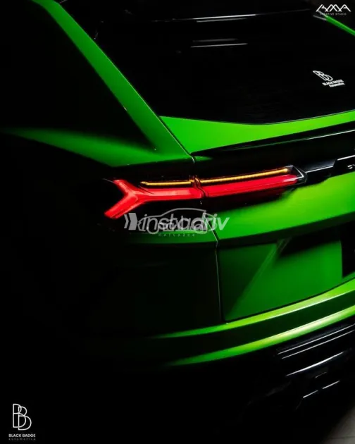 Lamborghini Urus 2022 Green Used for Sale - 4