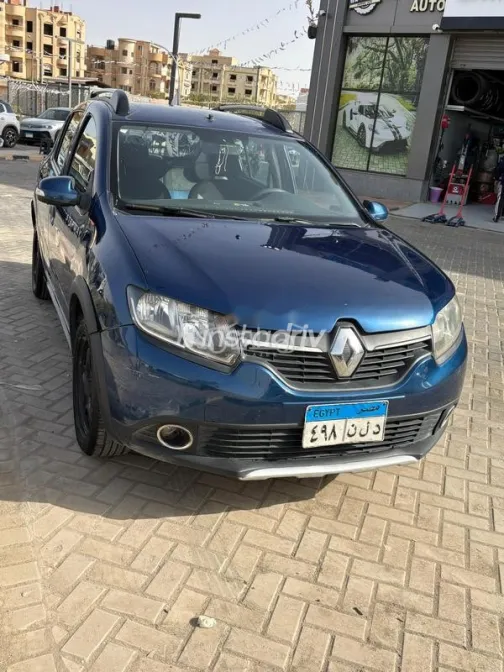 رينو سانديرو  ( ستيب  واى ) 2016 أزرق غامق مستعملة للبيع - 1