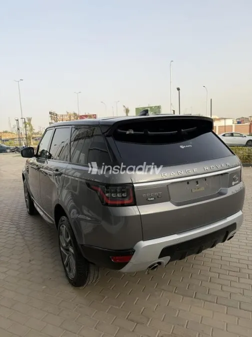 Land Rover Range Rover Sport 2022 Gray Used for Sale - 3