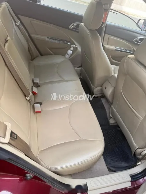 شيفروليه أوبترا 2020 أحمر غامق مستعملة للبيع - 3