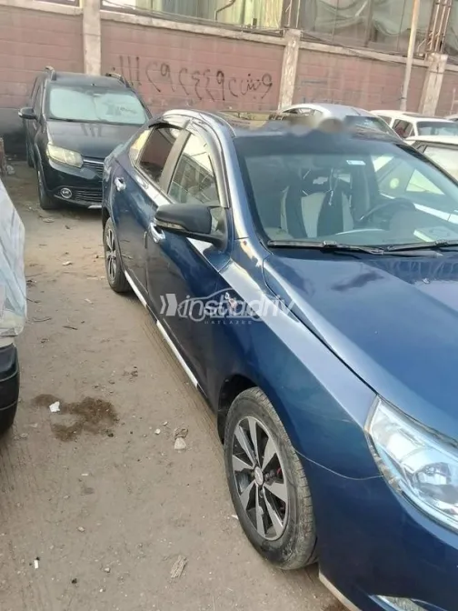 Chevrolet Optra 2019 White Used for Sale - 10