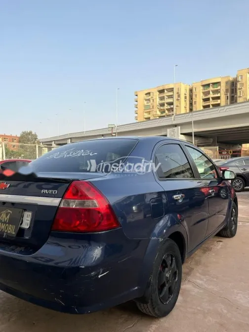 شيفروليه افيو 2020 أزرق غامق مستعملة للبيع - 4