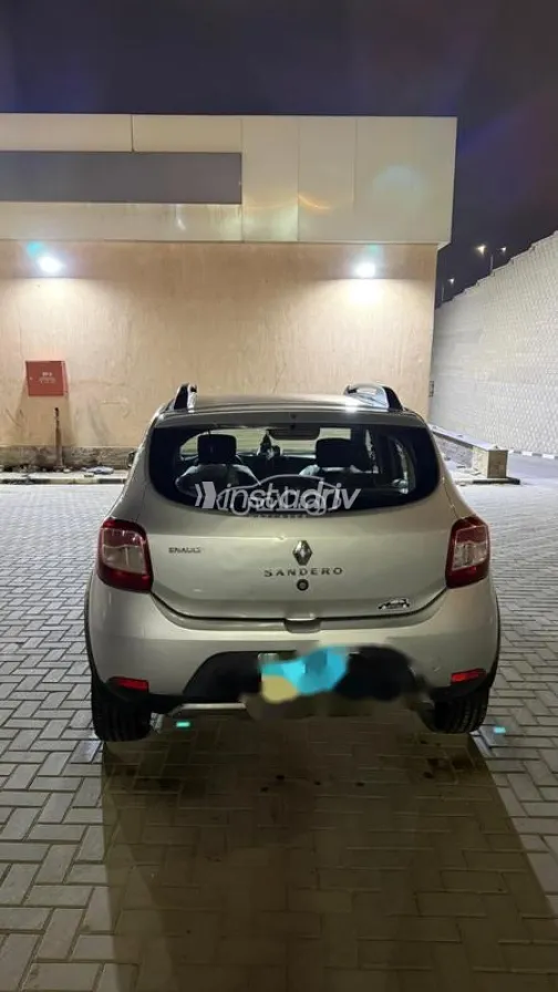 Renault Sandero Step Way 2016 Silver Used for Sale - 4