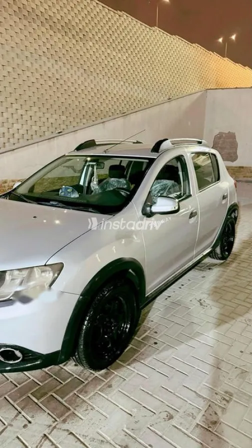 Renault Sandero Step Way 2016 Silver Used for Sale - 7