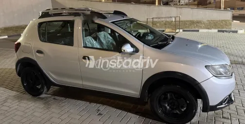 Renault Sandero Step Way 2016 Silver Used for Sale - 8