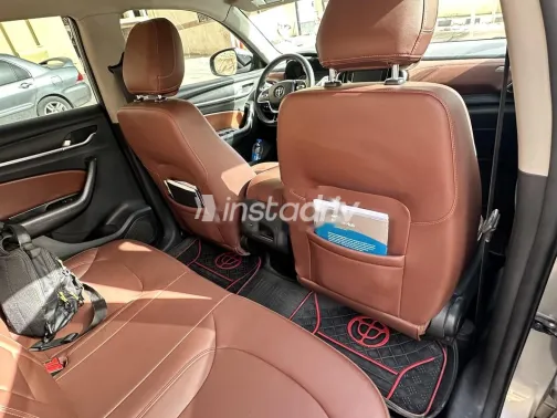 Brilliance V6 2019 White Used for Sale - 4