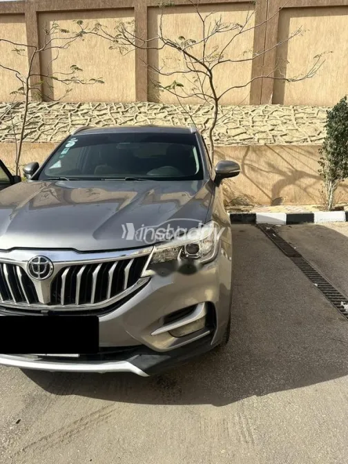 Brilliance V6 2019 White Used for Sale - 8