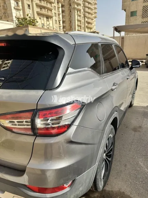 Brilliance V6 2019 White Used for Sale - 10