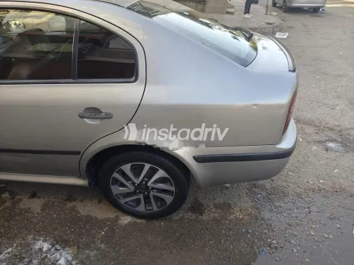 سكودا اوكتافيا A4 2007 رمادي مستعملة للبيع - 9