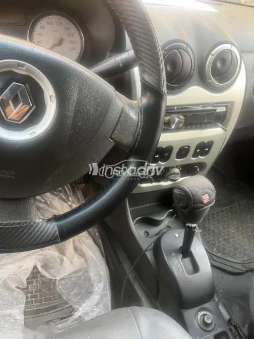 Renault Logan 2013 Black Used for Sale - 2