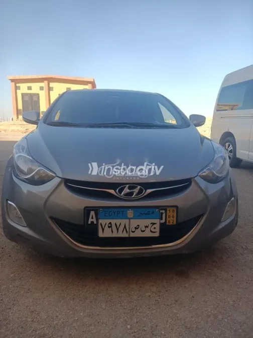 Hyundai Avante 2012 Silver Used for Sale - 1