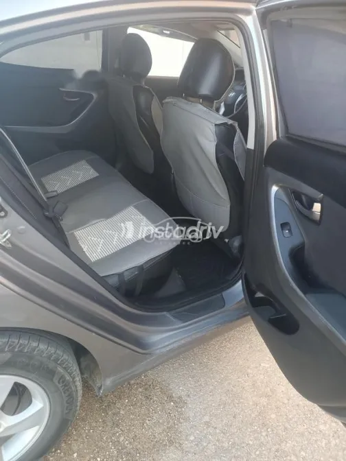 Hyundai Avante 2012 Silver Used for Sale - 6