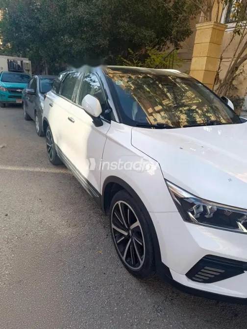 Bestune T77 Pro 2021 White Used for Sale - 4