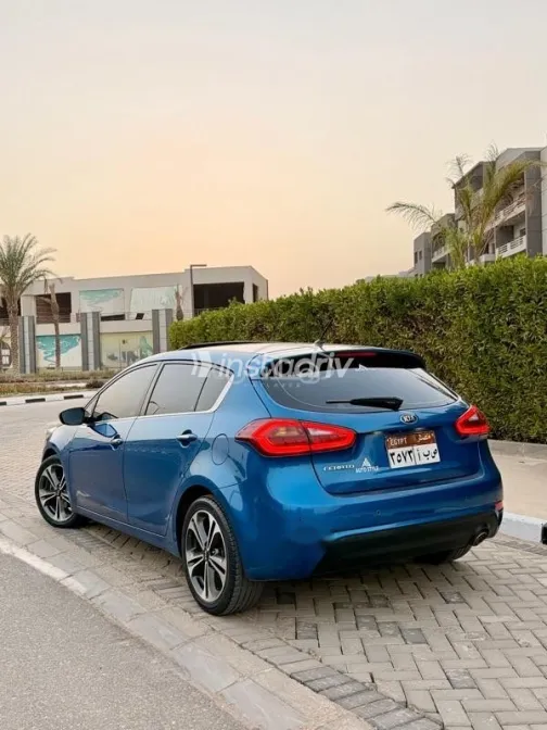 Kia Cerato 2015 Dark Blue Used for Sale - 7