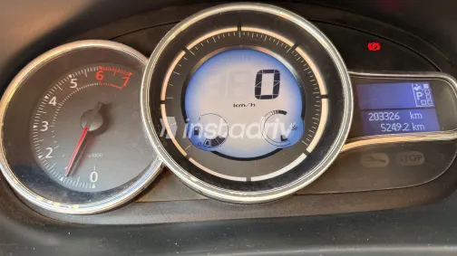 Renault Rainbow 2010 White Used for Sale - 7