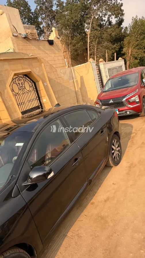 Renault Rainbow 2010 White Used for Sale - 9