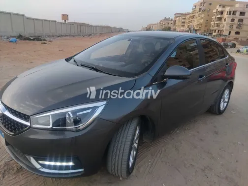 Chery Arrizo 5 2022 White Used for Sale - 4