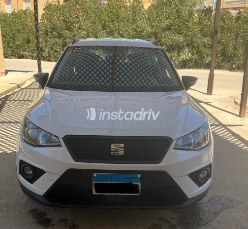 سيات ارونا 2021 أبيض مستعملة للبيع - 3