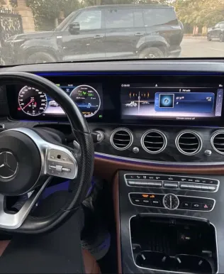 مرسيدس E 350 2020 أبيض مستعملة للبيع