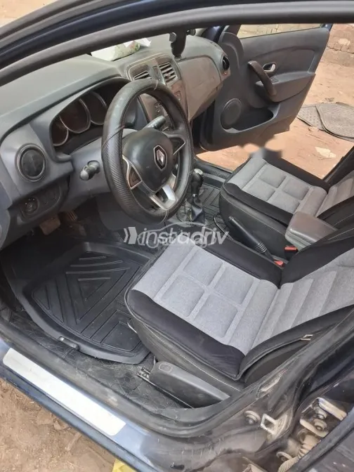 رينو لوجان 2019 أبيض مستعملة للبيع - 6