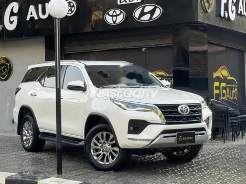 تويوتا فورتشنر 2024 أبيض مستعملة للبيع - 6