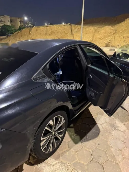 Peugeot 508 2020 White Used for Sale - 3