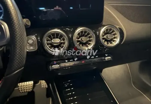 مرسيدس GLA 200 2021 رمادي مستعملة للبيع - 2