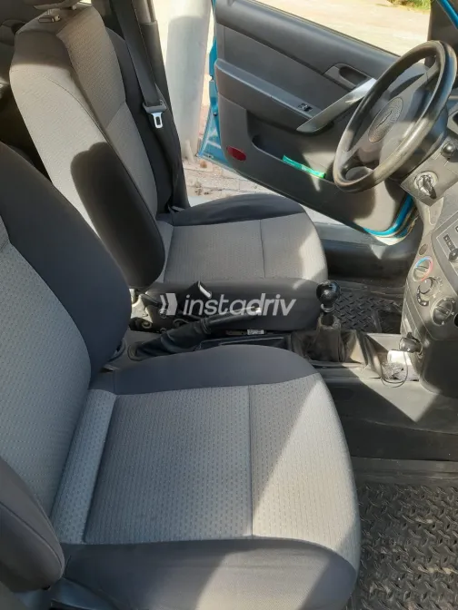 شيفروليه افيو 2009 أبيض مستعملة للبيع - 5