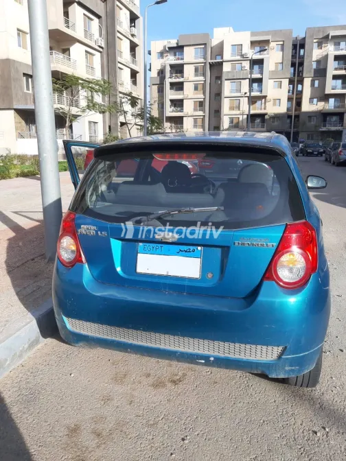 شيفروليه افيو 2009 أبيض مستعملة للبيع - 6