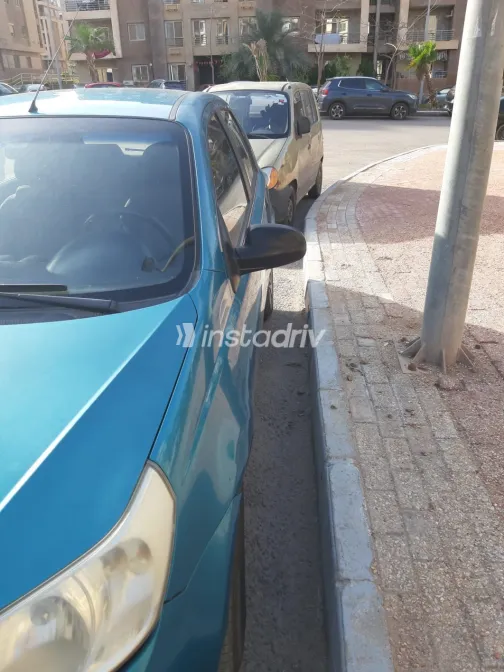 شيفروليه افيو 2009 أبيض مستعملة للبيع - 7