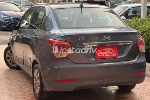 Hyundai Grand i10 2016 Dark Blue Used for Sale - 5