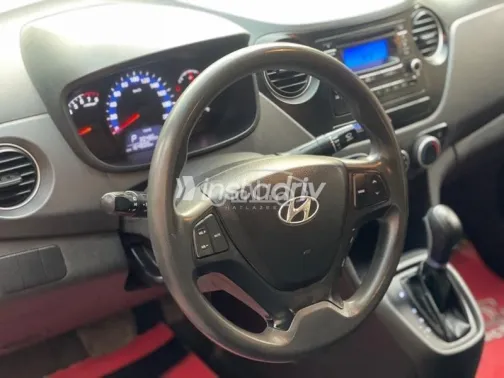 Hyundai Grand i10 2016 Dark Blue Used for Sale - 10