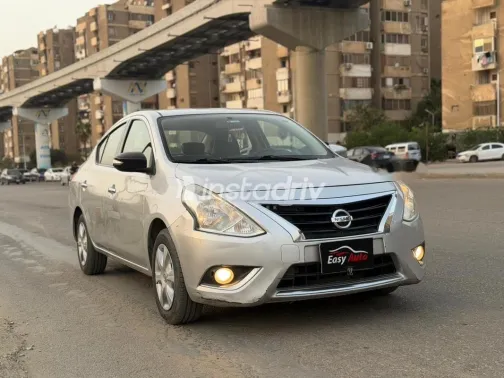 نيسان صنى 2016 فضي مستعملة للبيع - 2