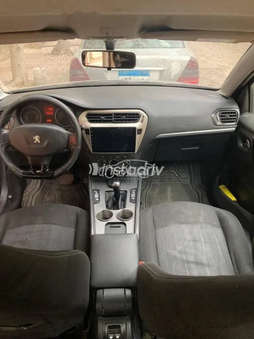 بيجو 301 2016 فضي مستعملة للبيع - 7