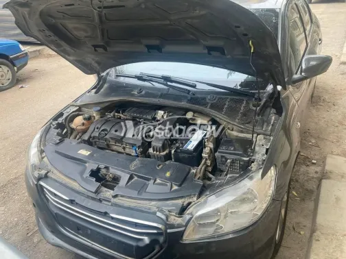 بيجو 301 2016 فضي مستعملة للبيع - 9