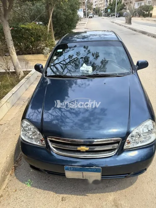 شيفروليه أوبترا 2009 أزرق غامق مستعملة للبيع - 2