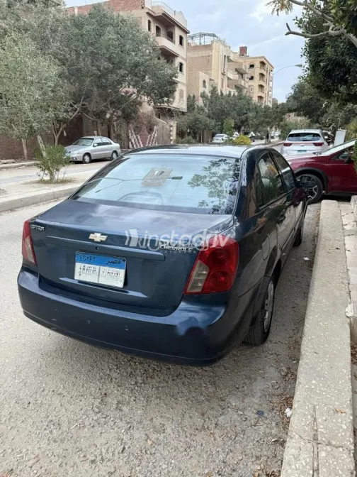 شيفروليه أوبترا 2009 أزرق غامق مستعملة للبيع - 7