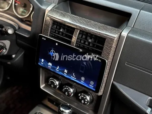 جيب شيروكي 2012 فضي مستعملة للبيع - 8