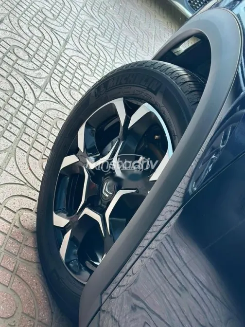 سيتروين Ds5 2026 أزرق غامق مستعملة للبيع - 7