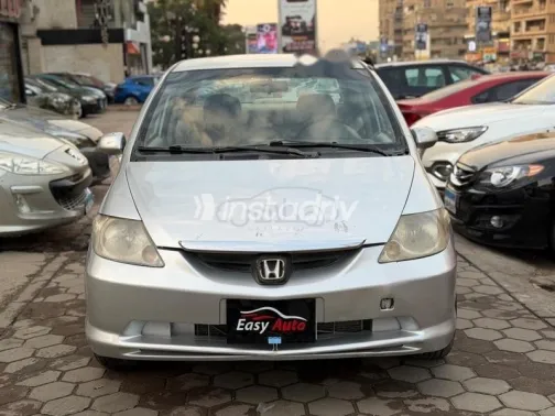 هوندا سيتى 2004 رمادي مستعملة للبيع - 2