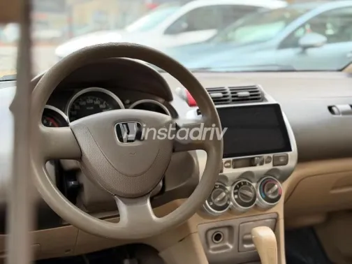 هوندا سيتى 2004 رمادي مستعملة للبيع - 7