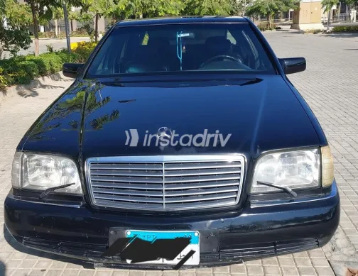 مرسيدس S 320 1993 أسود مستعملة للبيع - 1