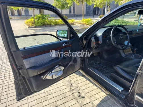 مرسيدس S 320 1993 أسود مستعملة للبيع - 7