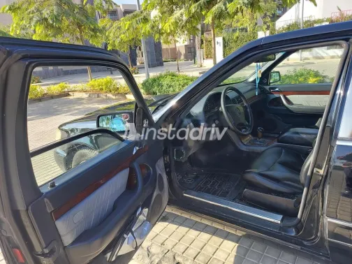 مرسيدس S 320 1993 أسود مستعملة للبيع - 9